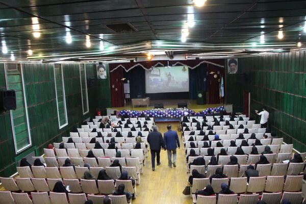 همایش معلمان جهادگر استان یزد