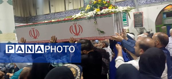 مراسم وداع با پیکر شهید مدافع وطن در شهرستان کوهپایه 