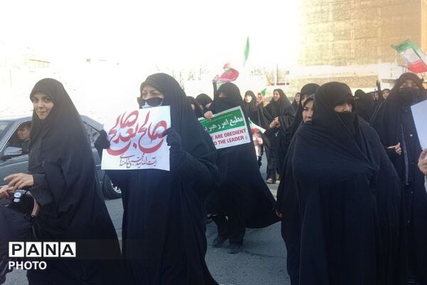 دست خدا بر سر ماست خامنه ای رهبر ماست 