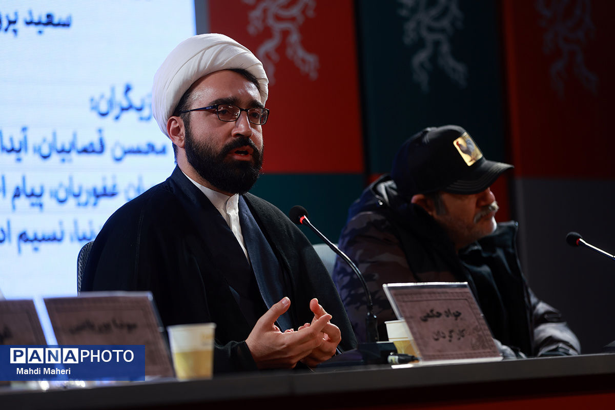  رضا عطاران  نام فیلم «غوطه‌ور» را انتخاب کرد