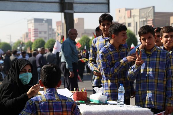 دانش آموزان اهوازی انزجار از استکبار جهانی را در قاب دوربین پانا ثبت کردند