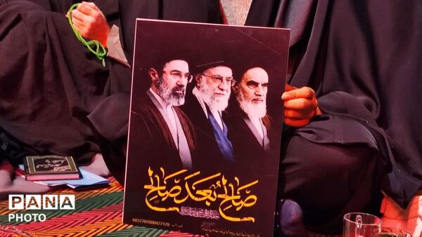تجمع مردمی شهرستان نجف‌آباد همراه با عزاداری ایام محرم