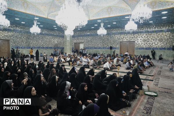 آیین غبارروبی حرم حضرت معصومه(س) با حضور اصحاب رسانه