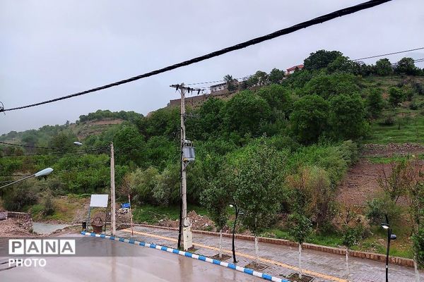 باران بهشتی، رنگین کمان زیبا و نسیم باطراوت بهاری هدیه اردیبهشت ماه در شهر بار