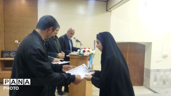 گردهمایی  رؤسای اتحادیه انجمن اسلامی دانش آموزان شهرستان زاوه