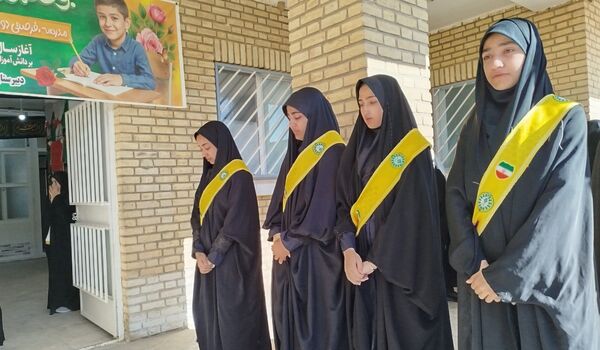 تشییع شهید گمنام در دبیرستان نورالهدی کبودراهنگ 