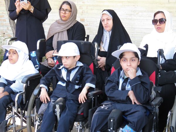 گرامیداشت روز عصای سفیدو هفته پارالمپیک در مدرسه استثنایی «پویا» کرج