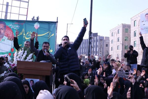مراسم تشییع پیکر مطهر شهید والامقام شاهین دهقانی