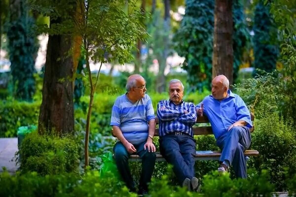 پرداخت معوقات فروردین ماه بازنشستگان حداقل‌بگیر از امروز
