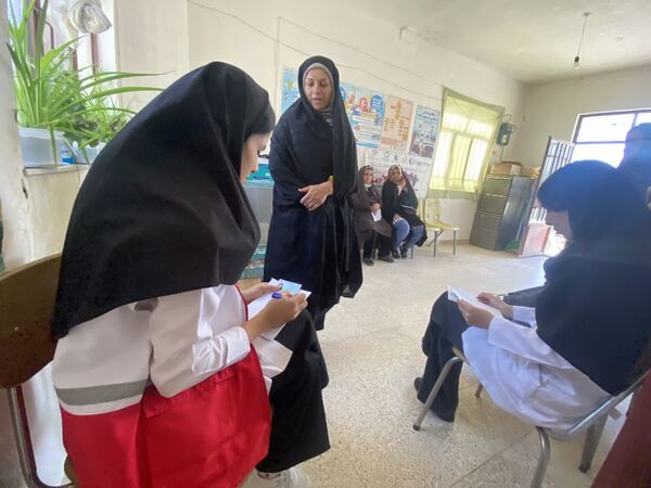 اعزام کاروان سلامت جمعیت هلال احمر مانه و سملقان به مناطق محروم بربر قلعه