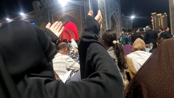 شکوه حضور زائران ومجاوران حرم مطهر رضوی در مراسم شب قدر نوزدهم ماه رمضان