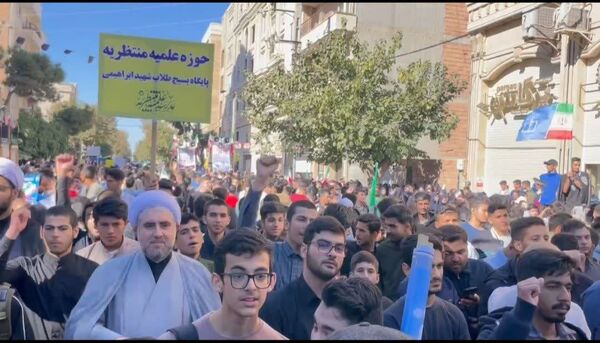 ۱۳ آبان؛ تجلی اراده دانش‌آموزان دیروز در تسخیر لانه جاسوسی و نقشه دانش‌آموزان امروز برای تمدن سازی