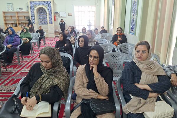 دومین جلسه آموزش خانواده در دبیرستان پویش