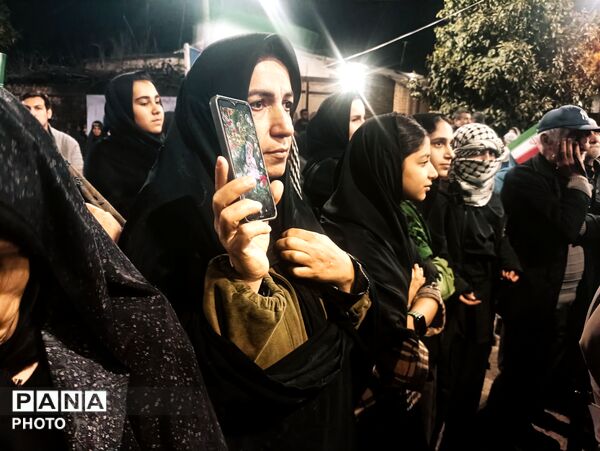 سفره افطاری خیابانی و تجمع منتقمین رهبر شهید در روستای ریحان‌آباد گلوگاه