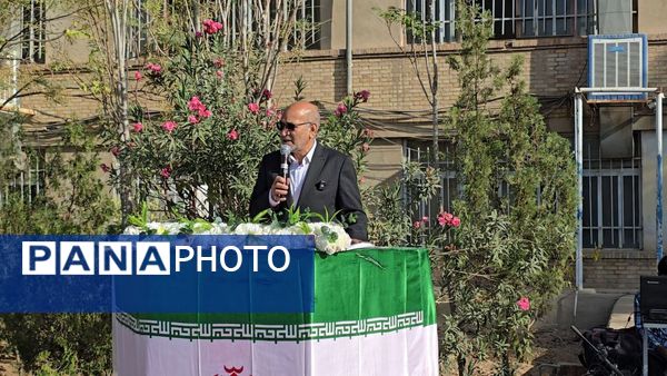 برگزاری آیین استانی «زنگ مهر و مهارت» در هنرستان انقلاب ناحیه یک یزد