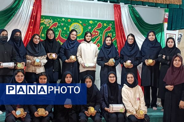 جشن ستارگان در دبیرستان مهر نیشابور