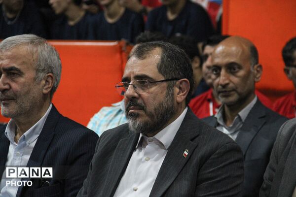 آغاز مسابقات ورزشی دانش‌آموزان پسر منطقه ۴ کشور در همدان