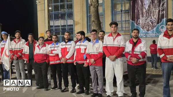 حضور پر شور امدادگران و نجاتگران و داوطلبان و اعضا در تجمعات شبانه