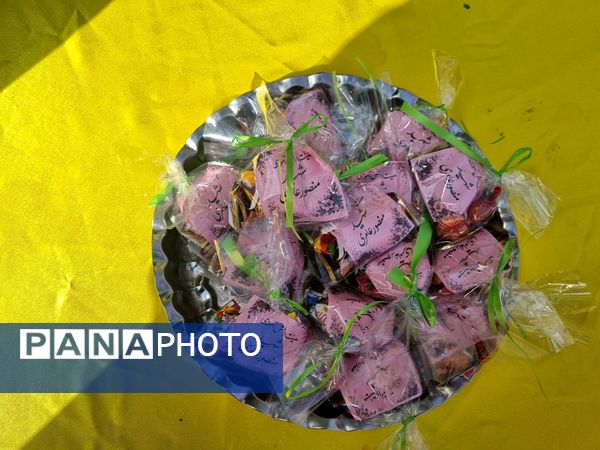 برپایی موکب  توسط هیات دانش‌آموزی و پیشتازان آموزشگاه شهید منصور عامری 