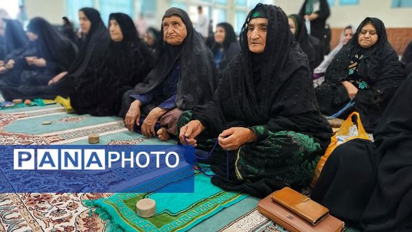 حضور حماسی اقشار مختلف مردم شهرستان مارگون در نماز جمعه