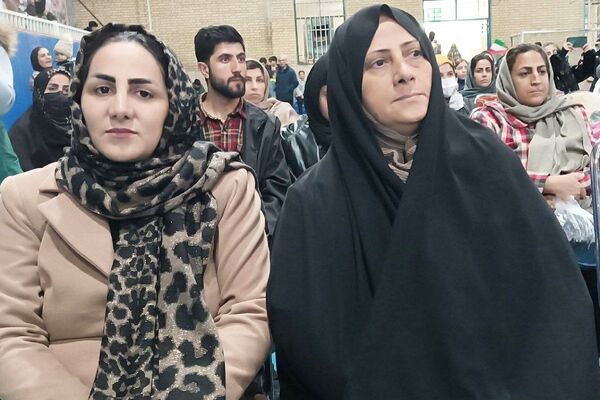 جشن باشکوه ایام الله دهه فجر در بهارستان‌دو