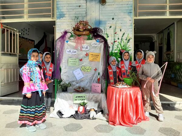 جشن شادمانه روز کودک در دبستان نیایش