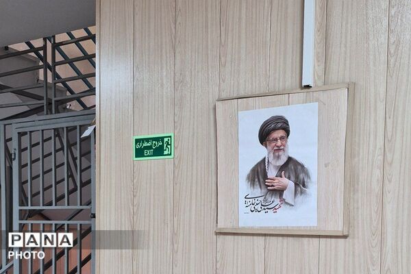 آمادگی دبستان شهید قلنبر ناحیه دو شهرری برای پذیرایی از زائران امام شهید
