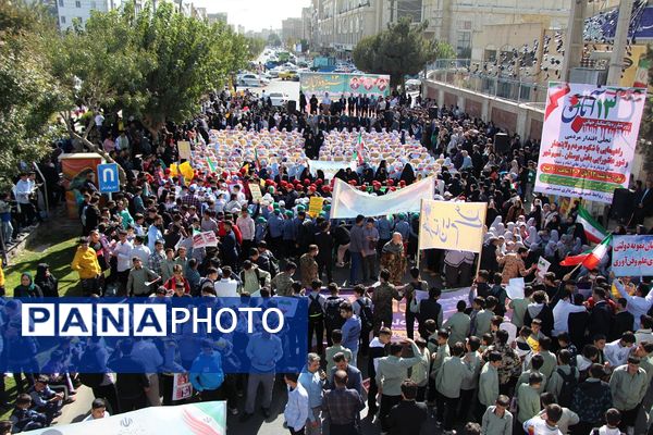 تجلی اقتدار مردم بهارستان در راهپیمایی ۱۳ آبان