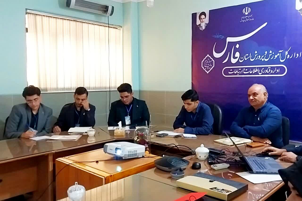 اتحاد و ارائه راهکار کلید حل مشکلات دانش‌آموزان است