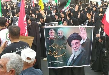تشییع نمادین جاماندگان از پیکر آقای شهید