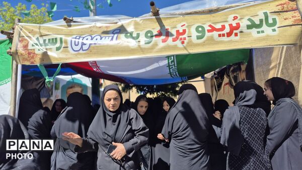 از سطوح عالی حکومتی تا مسئولان شهرستانی؛ همگی در سوگ سردار شهید گرد آمدند