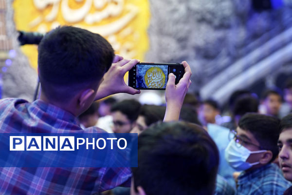 گردهمایی بزرگ ارکان هیات‌های دانش‌آموزی مدارس شهر تهران در حسینیه عشاق 