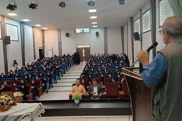 بزرگداشت هفته دفاع مقدس در کانون فاطمیه کهریزک