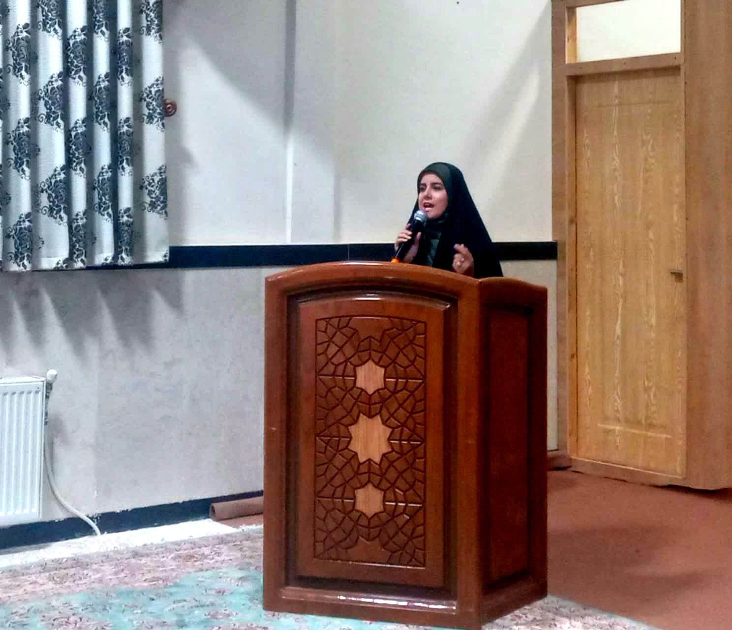 جنگ شادی و محفل انس با قران دبیرستان خاص فرهنگ در حسینیه شهید قاجاریان