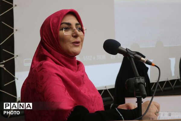 جلوه هایی از بیست و هشتمین جشنواره خیرین مدرسه ساز استان قم