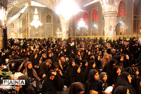 اجتماع شیرخوارگان حسینی در حرم مطهر رضوی