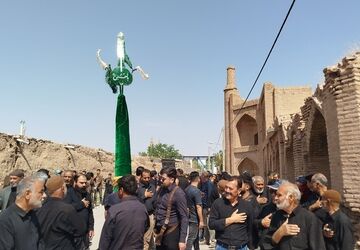 مراسم عزاداری در روز عاشورا همراه با حضور پر شور مردم روستای شوریاب