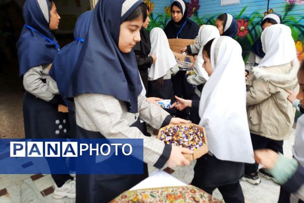 جشن ولادت حضرت قائم(عج) در مدرسه17 شهریور 