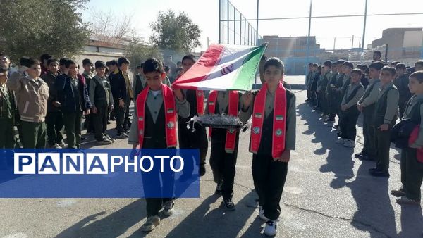 خادمان حرم امام رضا (ع) مهمان دبستان احمد کاظمی یک