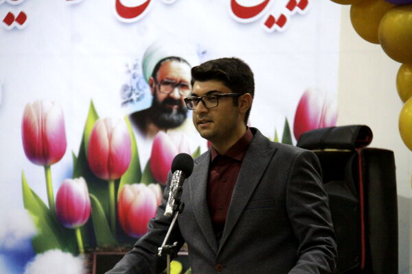 گرامیداشت مقام معلم و تجلیل از معلمان نمونه استان کردستان