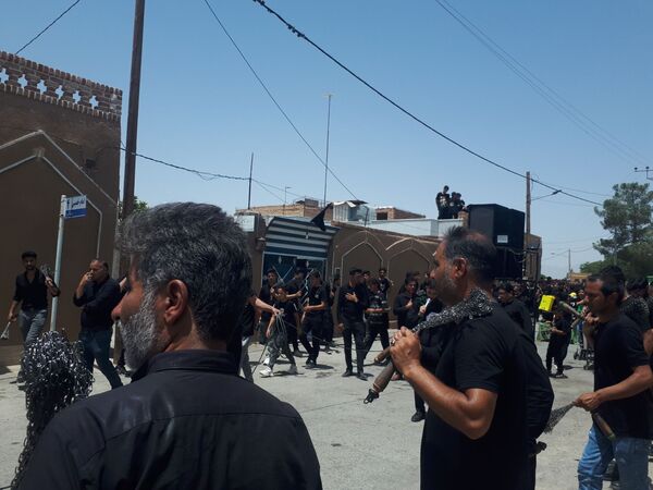 عاشورای حسینی در روستای بزنجرد 