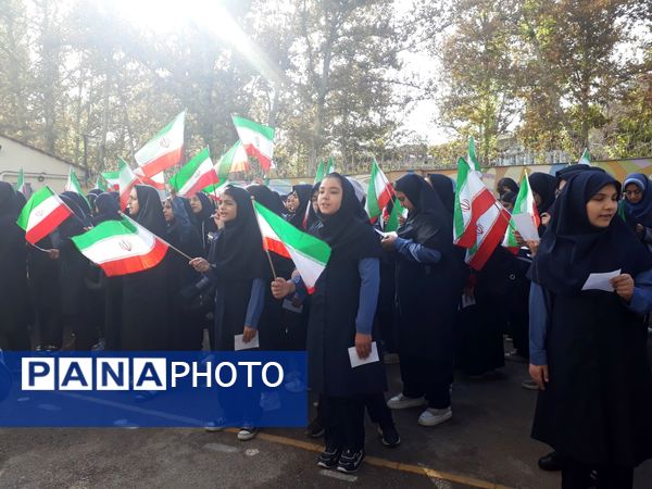طلوعی تازه برای دانش‌آموزان دبیرستان مصلی نژاد حضرت زهرا در اول مهر