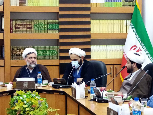 دیدار معاون پرورشی و فرهنگی وزارت آموزش و پرورش با مدیران مراکز علمی، پژوهشی حوزوی در قم