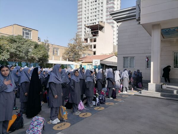 دبستان مصلی نژاد حضرت زینب میزبان مراسم آغاز سال تحصیلی شد
