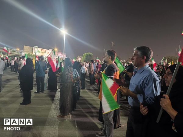 حماسه حضور؛ اجتماع بزرگ مردم بندرعباس
