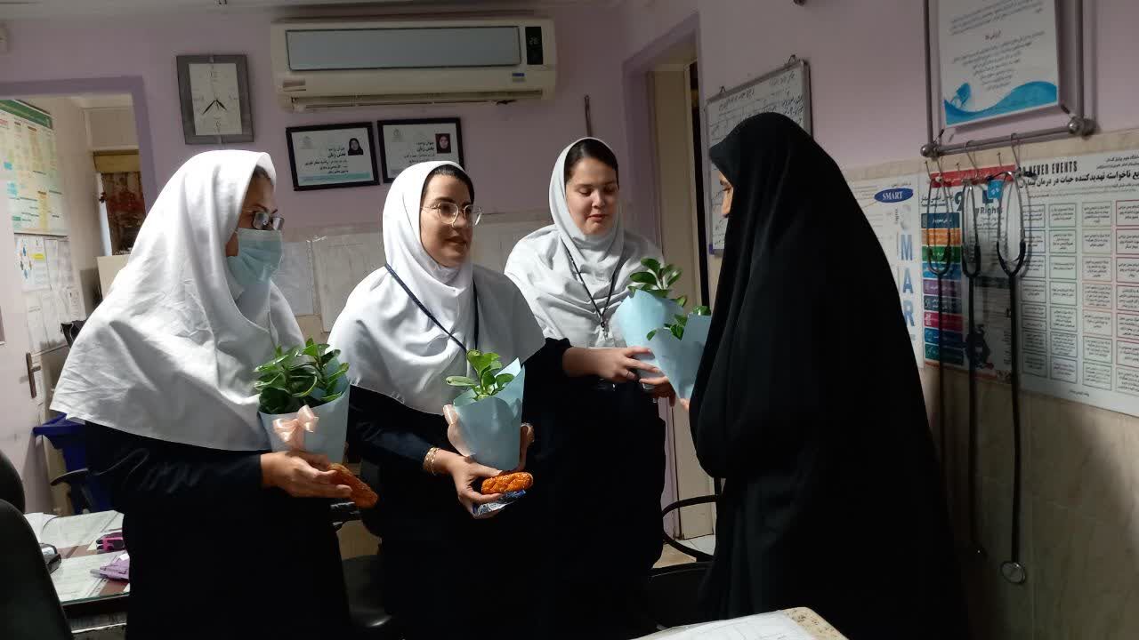 تقدیر از درمانگران سفیدپوش