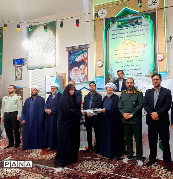 هفتمین اجلاس سراسری نماز دانش‌آموزی در شهر مهربان 