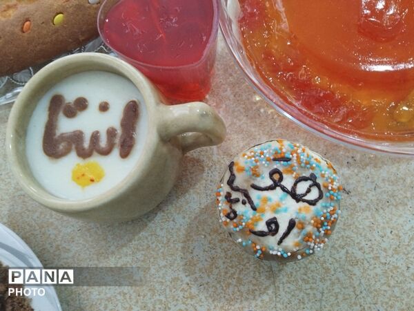 جشن آموزشی فعل‌های ماضی و مضارع در آموزشگاه نماز