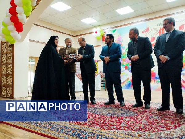 آیین اختتامیه سیزدهمین جشنواره نوجوان سالم و یاریگران زندگی استان مازندران