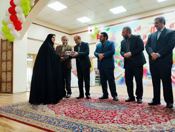 آیین اختتامیه سیزدهمین جشنواره نوجوان سالم و یاریگران زندگی استان مازندران